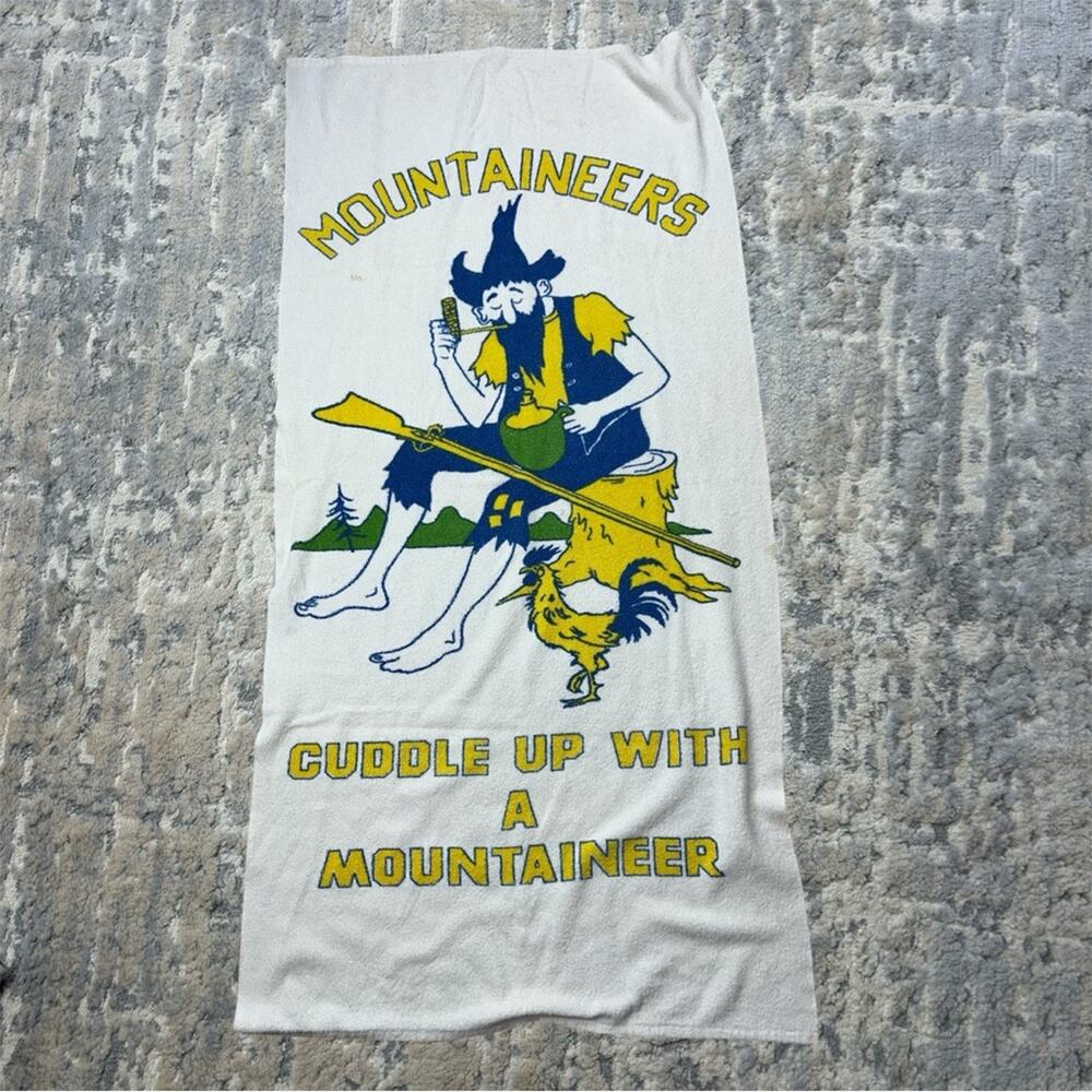 Vintage West Virginia University Cuddle up with a Mountaineer Beach Towel 90s - Picture 1 of 8